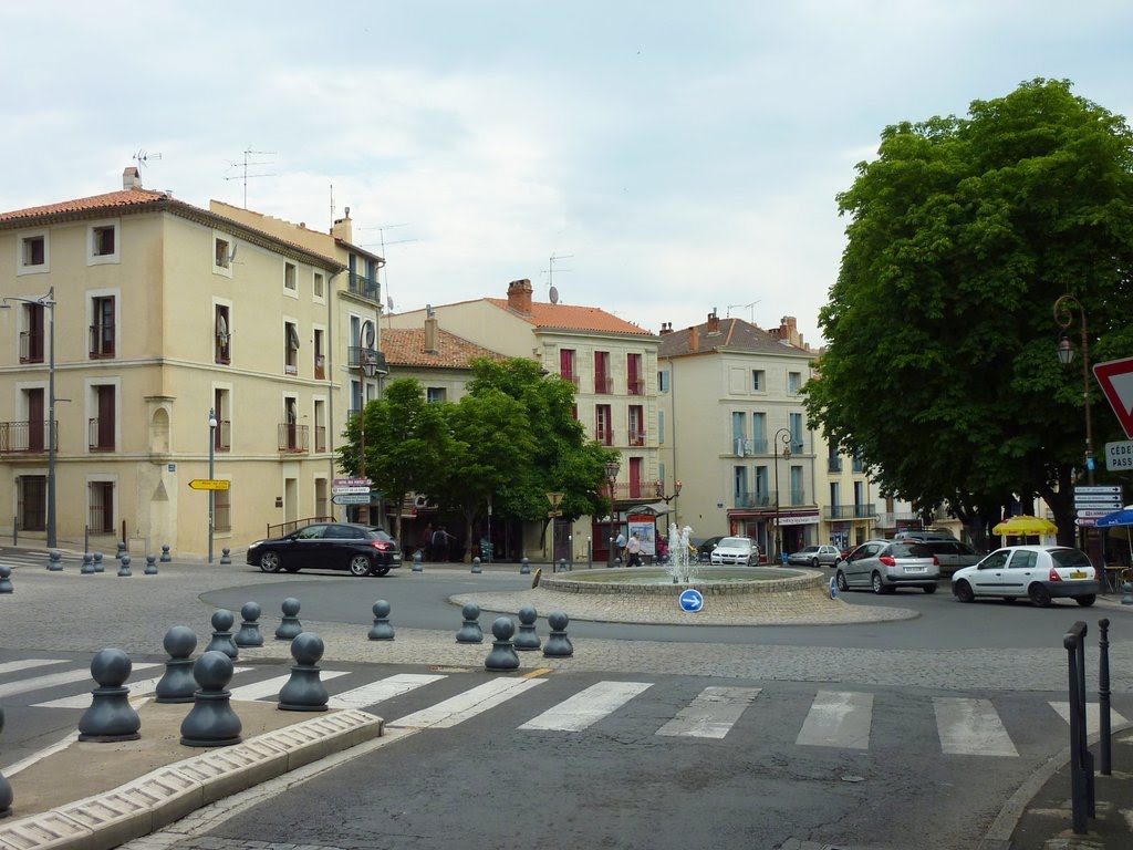 Béziers, place Garibaldi by © Jos Van de Velde