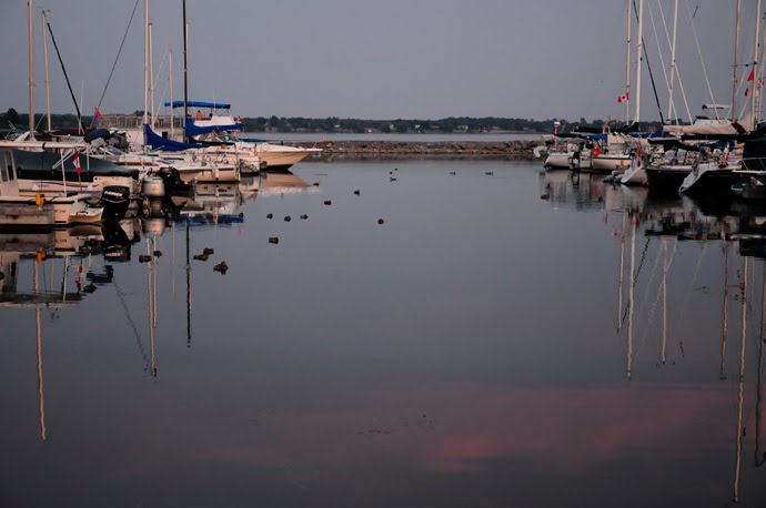 Meyer's Pier Marina by daicrinne