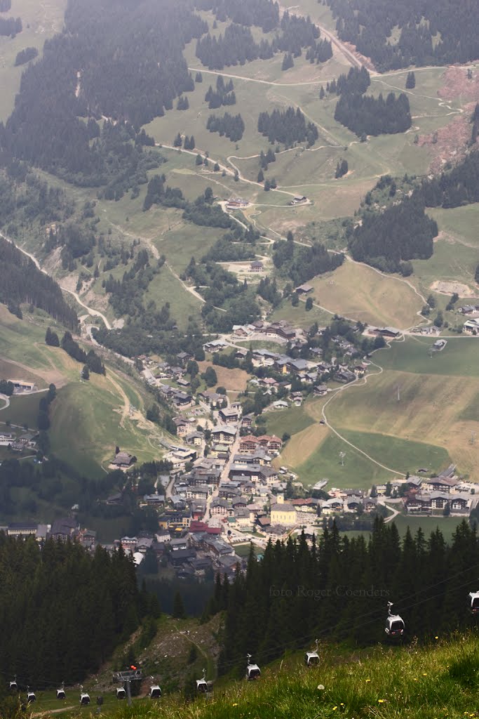 Saalbach, Salzburg, Österreich by Roger Coenders