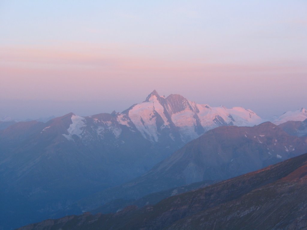 Grossglockner von Sonnblick im Sommer by hbwig10000