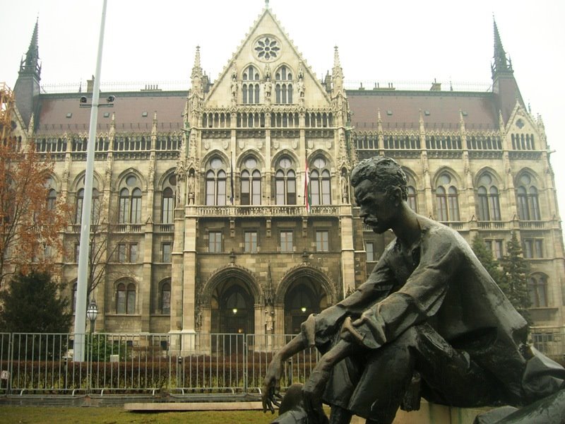 Parlament South View by Josef Borg