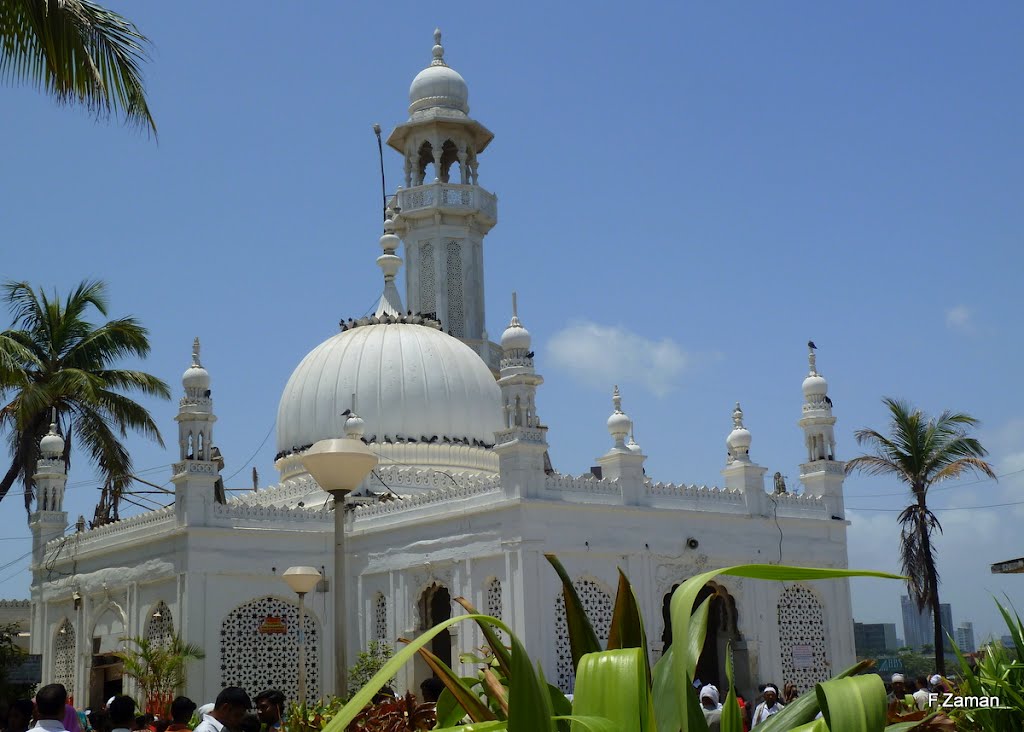 Haji Ali Dargah,Mumbai 6/2012 by F.Zaman