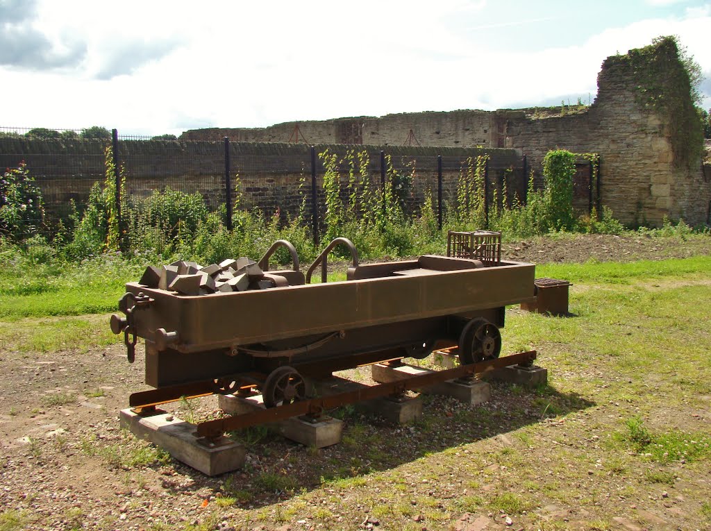 Steel rail car sculpture with Manor Castle ruins behind, Manor, Sheffield S2 by sixxsix