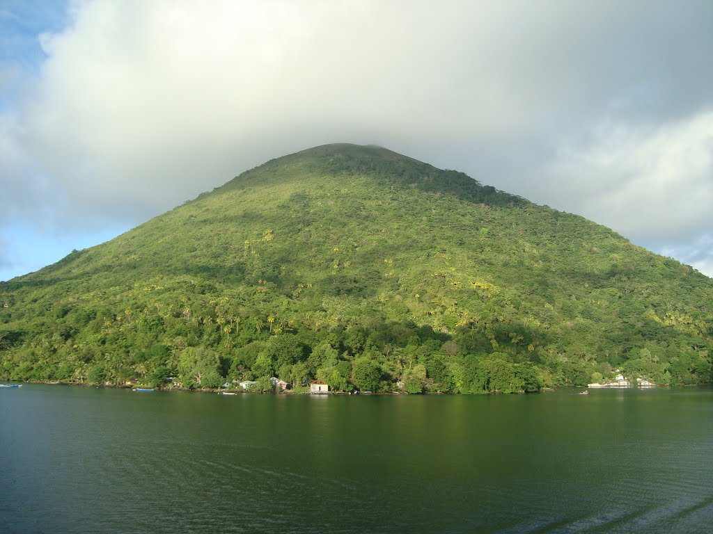 Gunung Api Island, Banda by Stean Ginzel