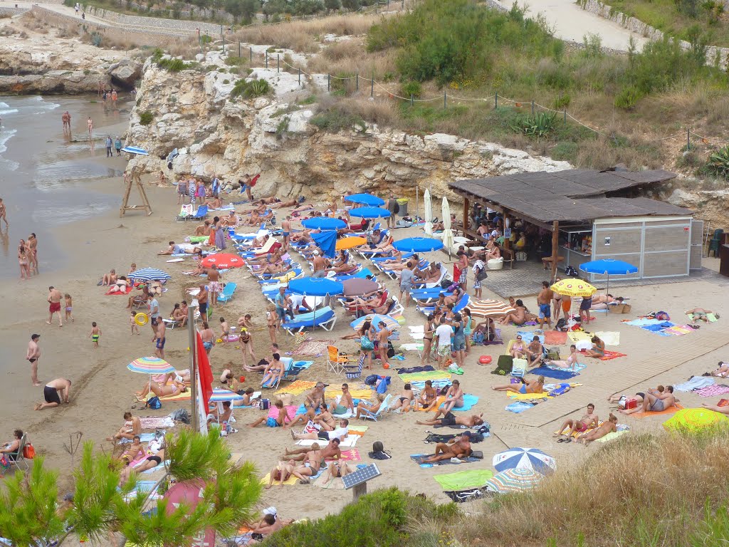 Platja de Balmins, jul.2012 by Can Tres