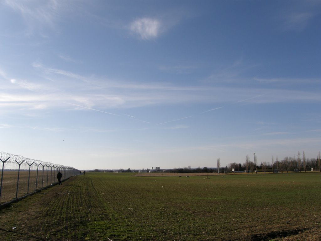 Ruzyne Airport by Petrmo