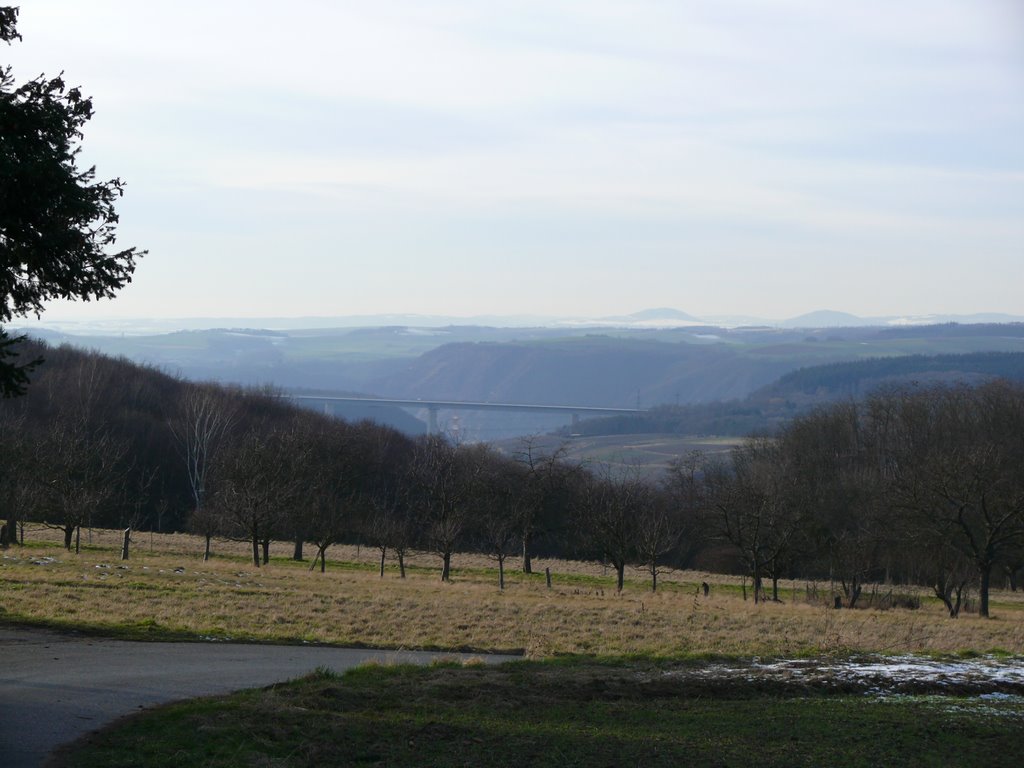 Winninger Autobahnbrücke vom Layer Berg aus by Johannes Richard