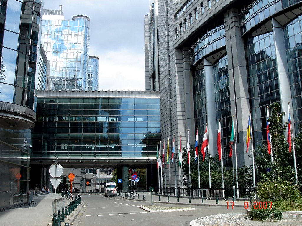 Bruxelles - European Parliament by Cristian PATRASCU