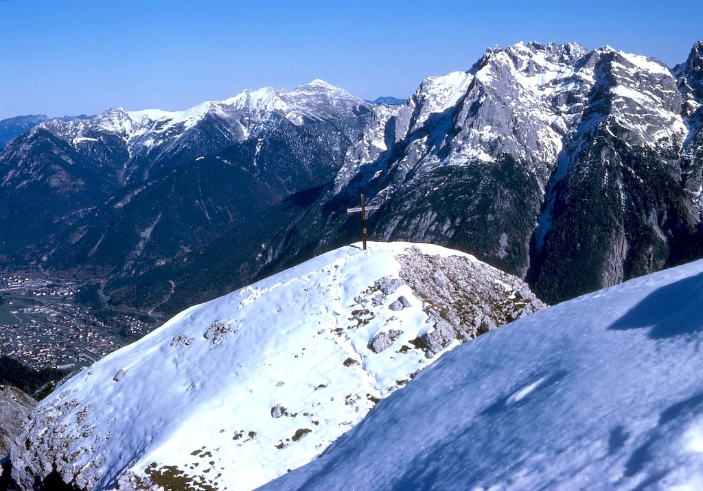 Gr. Arnspitze; Blick zur Westl. Karwendelspitze by dietmarproske