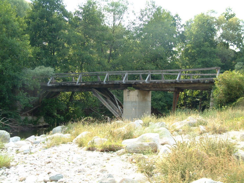 The Budimerci Bridge at the river "Bela Reka" by Pecepetkovski