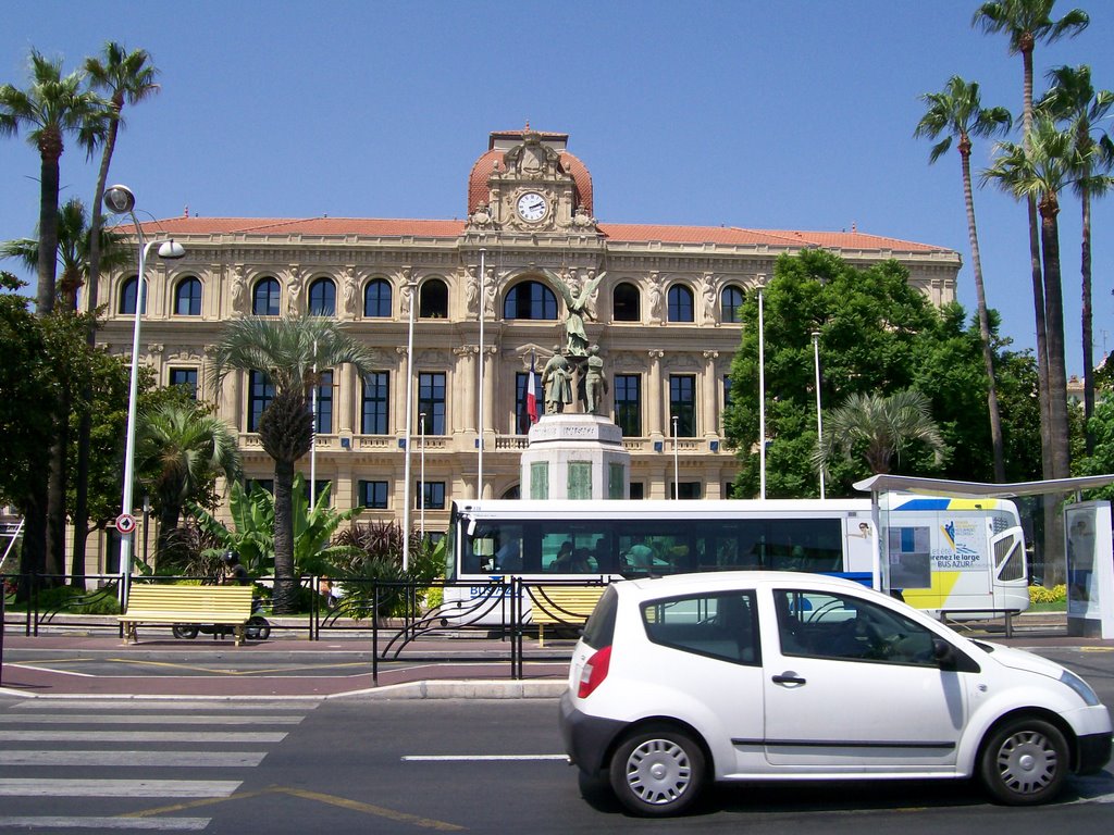 Cannes, Hotel de ville by kotaka