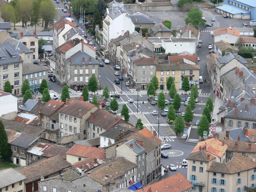 Saint Flour (Cantal) by Naru Kenji