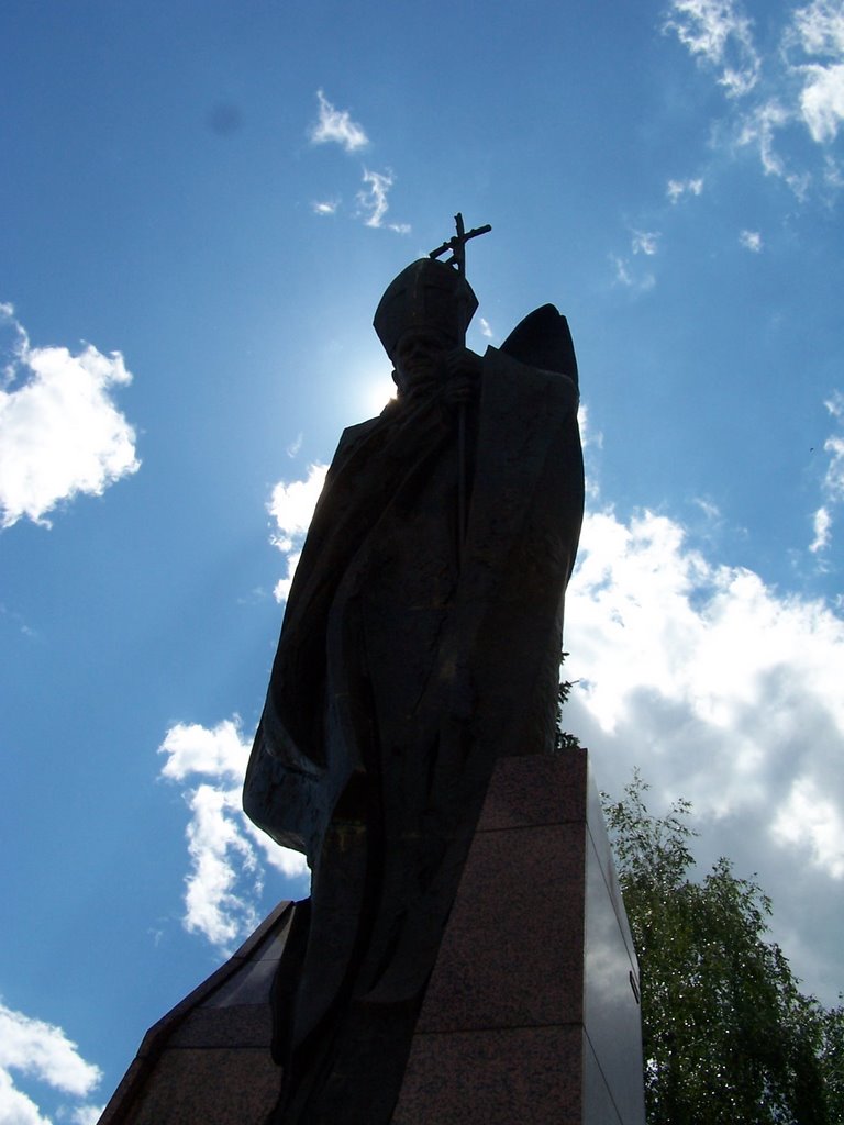 Pope JPII monument by Bartosz Vuys