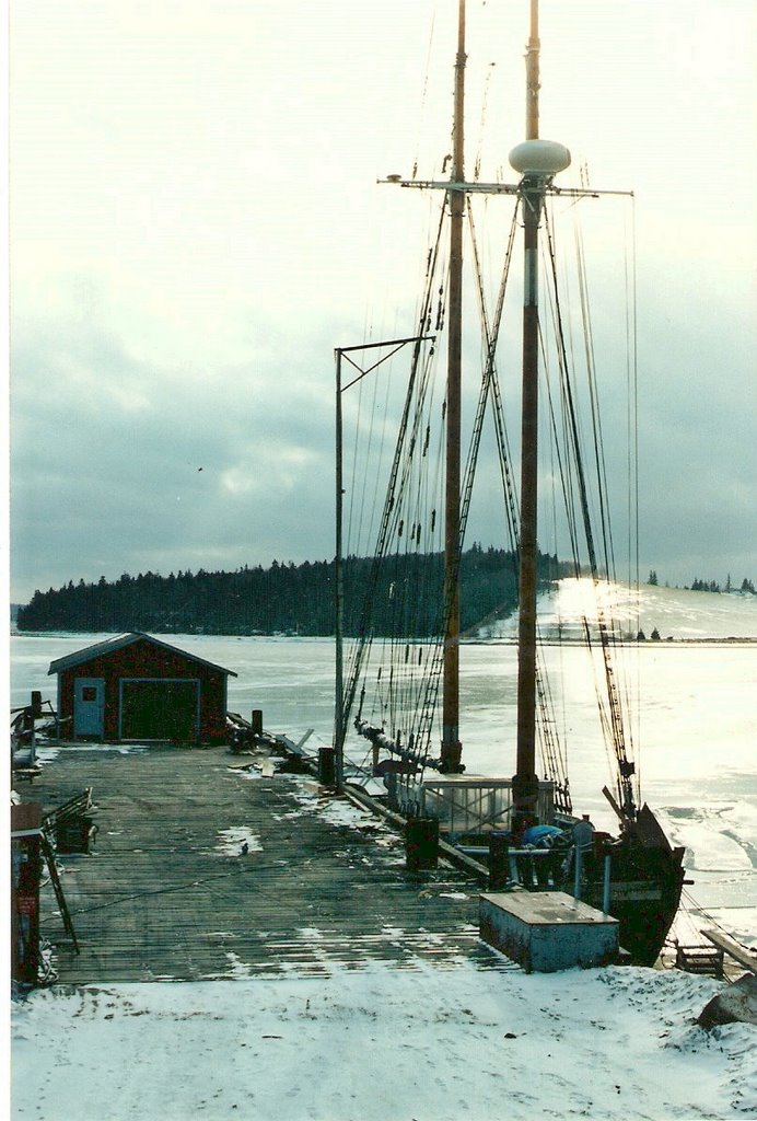 Lunenburg Winter by hmalbet