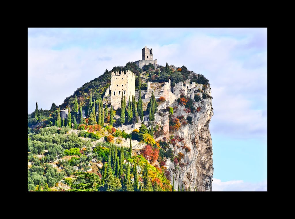 Trentino - la Rocca di Arco by giuliano.cavallini@yahoo.it