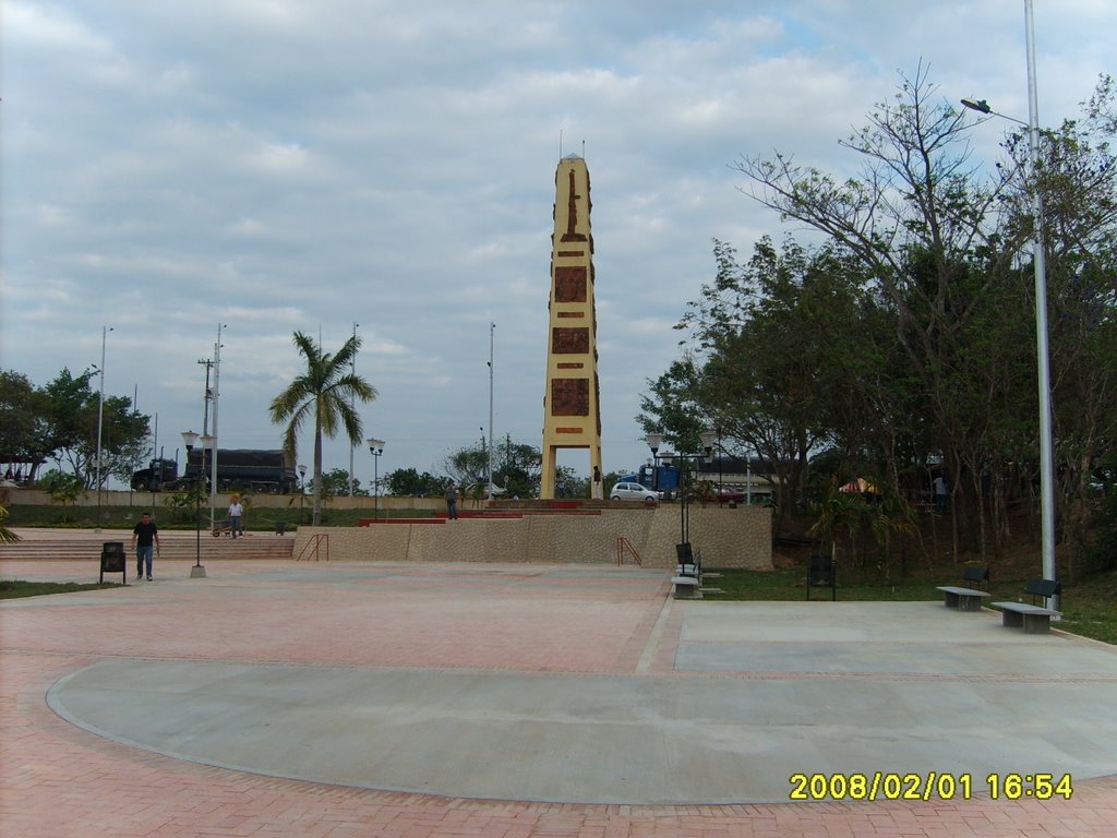 Alto Menegua by Yezid Rojas