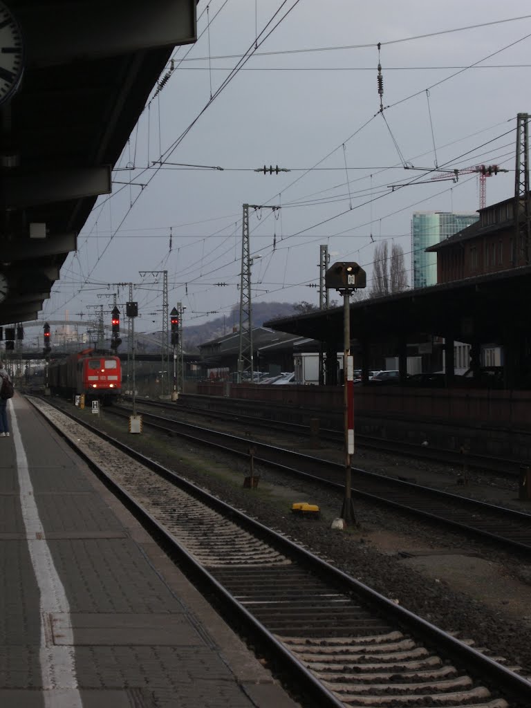 Würzburg Hauptbahnhof by Panzerknacker