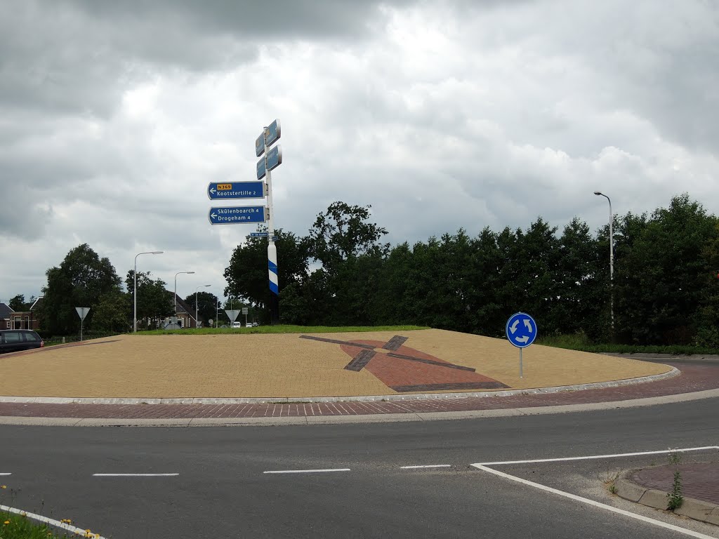 Kootstermolen.De Rotonde met molens. (BB) by Bayke de Vries