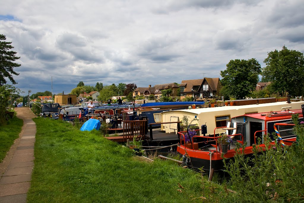 Bells Weir Boatyard by davewhitelock