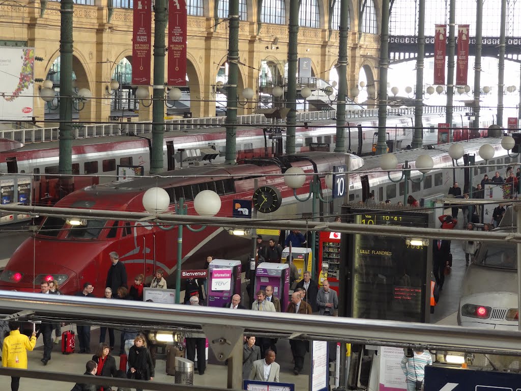 Gare du Nord, Paris, France by alcides altino..bauru