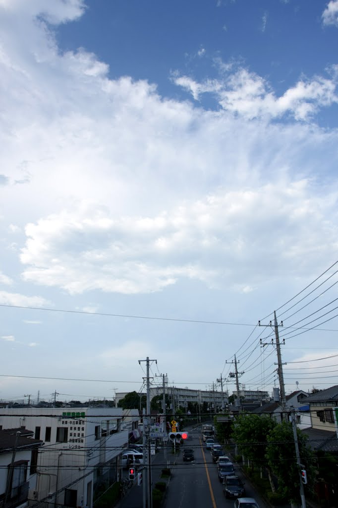 20120717　東初石の歩道橋から東の空 by rerereno-ozi3