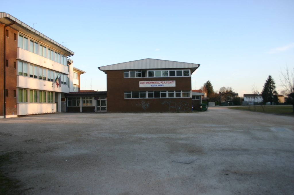 Liceo Scientifico "Pujati" - Sacile by © Guido Falcier