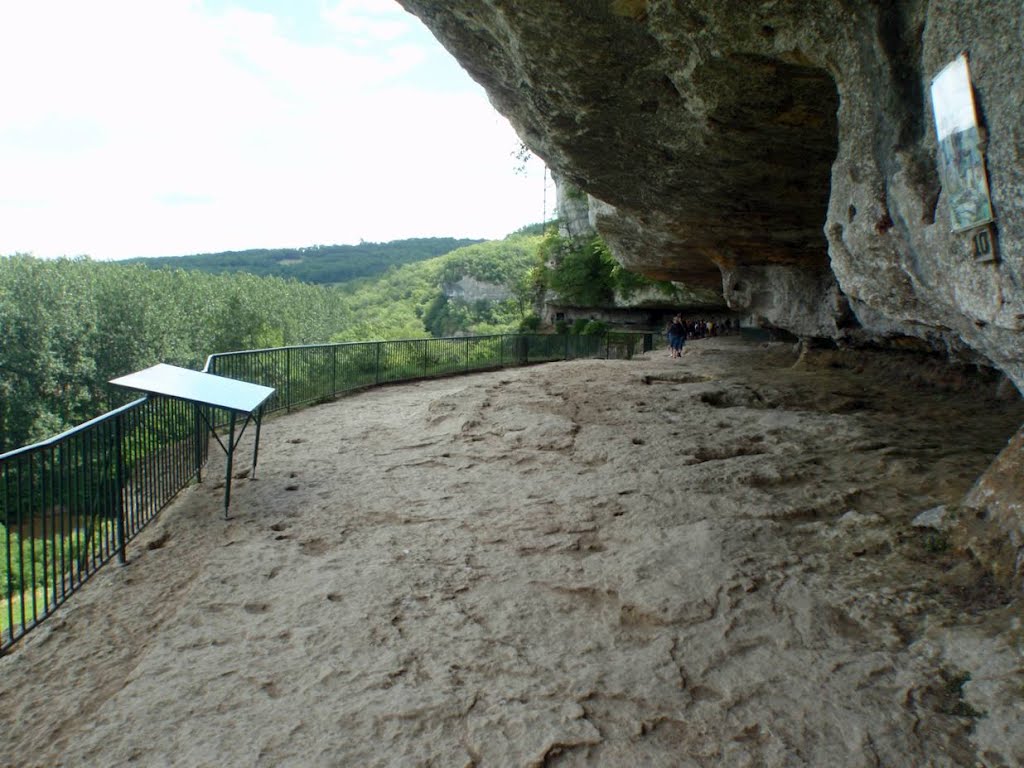 La Roque-Saint-Christophe, à Peyzac-le-Moustier (Périgord) by milesi