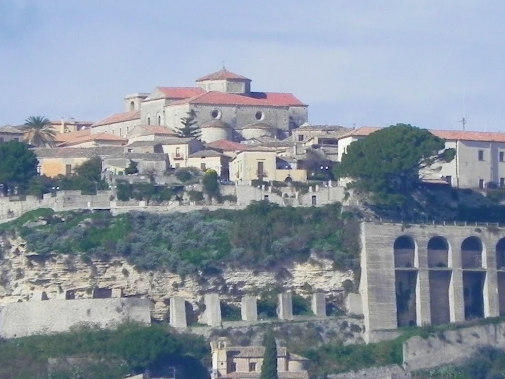 Gerace by Roberto Macrì