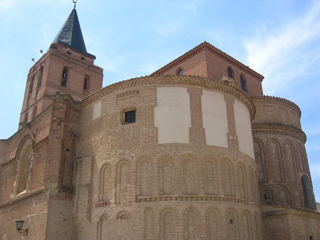 Iglesia de San Nicolás de Bari by marathoniano