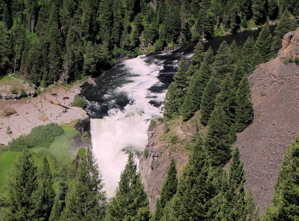 Lower Mesa Falls by idahodon