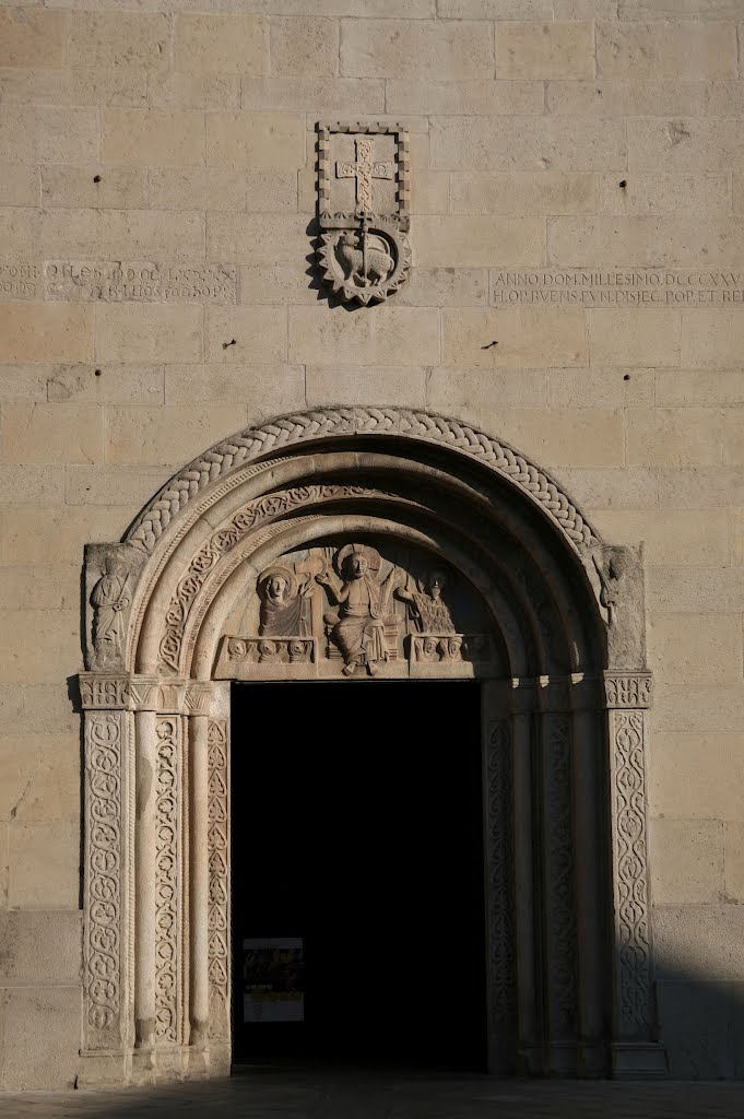 Duomo di Gemona del Friuli, Gemona del Friuli, Friuli-Venezia Giulia, Italia by Hans Sterkendries