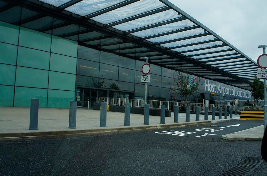 London heathrow Terminal 4 by Paul HART