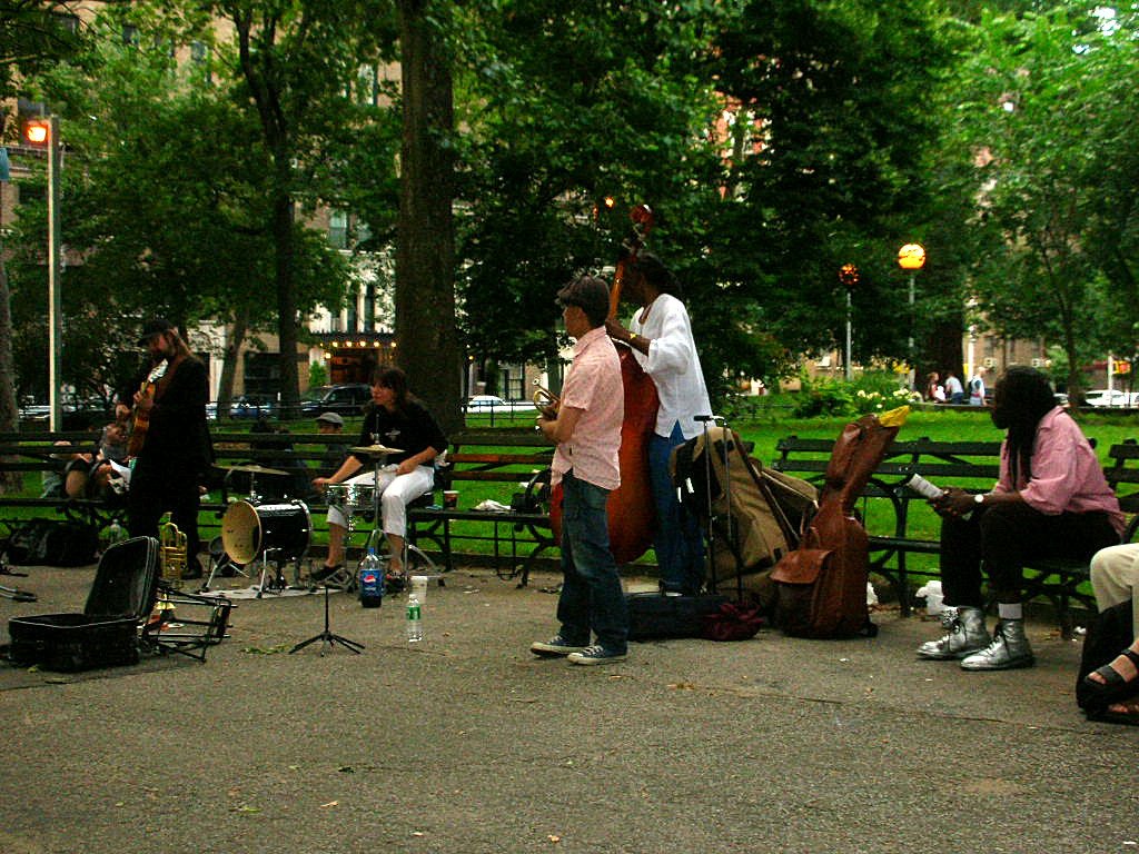 WASHINGTON SQUARE PARK by P&Y