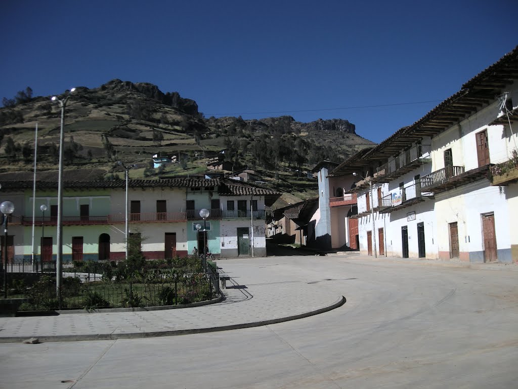 MACHE - PERÚ (Mache Limpio) by Guillermo Ibáñez Cabrera