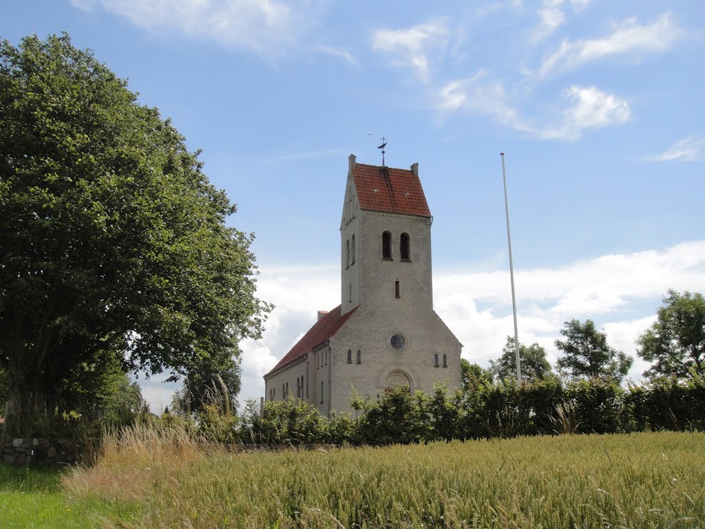 Røjleskov Kirke by Grethe Andersen