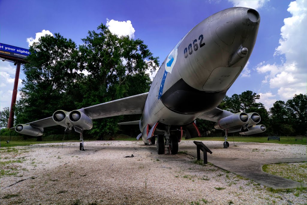 B-47 Stratojet by Hank Myers