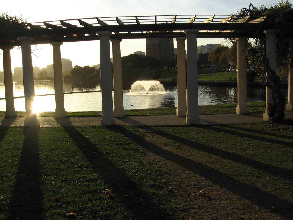 Lake Merritt by sgaskill