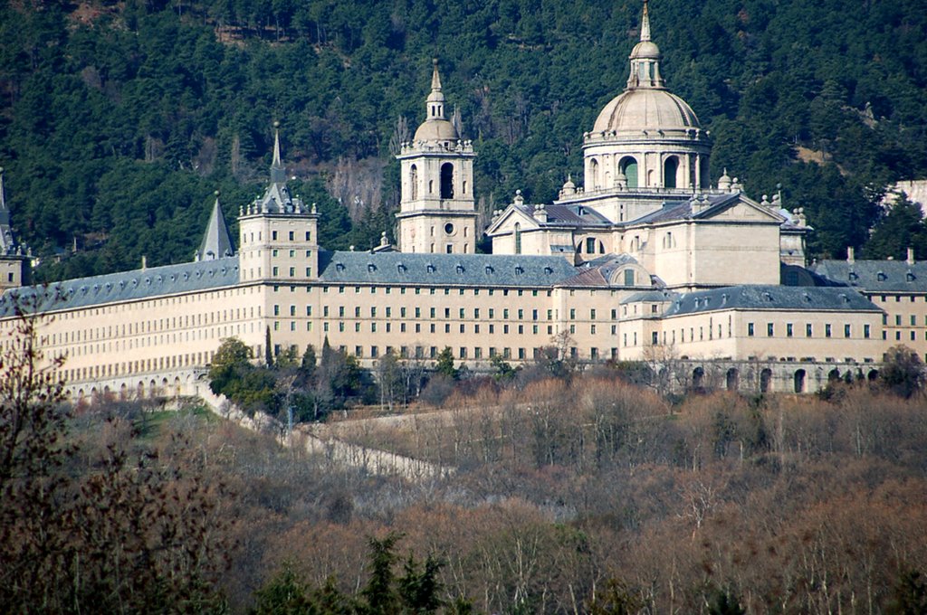 Monasterio de san lorenzo del escorial by JAVIER MARTIN ESPART…