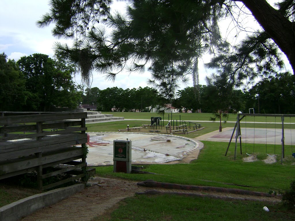 Lanier Park by mriveraz