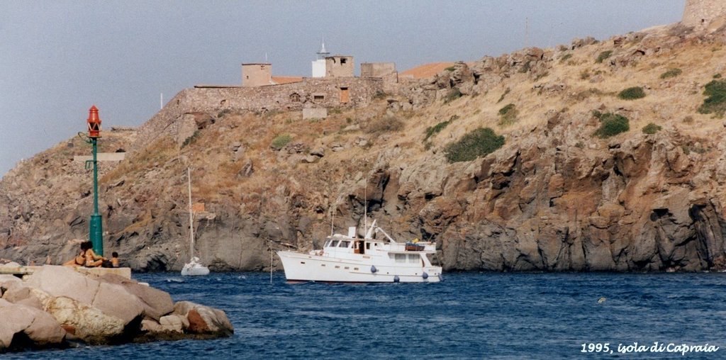 1995, isola di Capraia by Giovanni Mirgovi