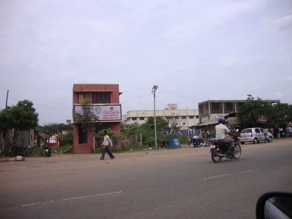 Madhvaram Round Tana Police Post. 0335 by dhanasekarangm