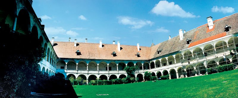 Schloss Deutschkreuz by Sonnenland Mittelburgenland