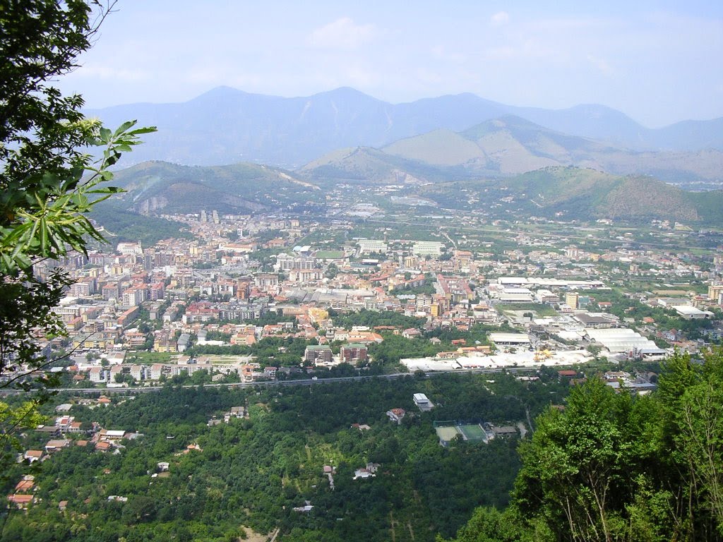 Panorama di Nocera dalle cave by Geosergio