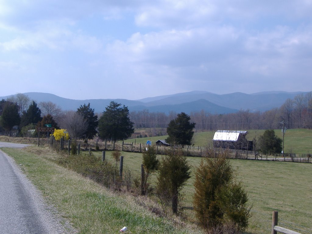 Off route 610 (Sandidges Rd) in Amherst, VA by Idawriter