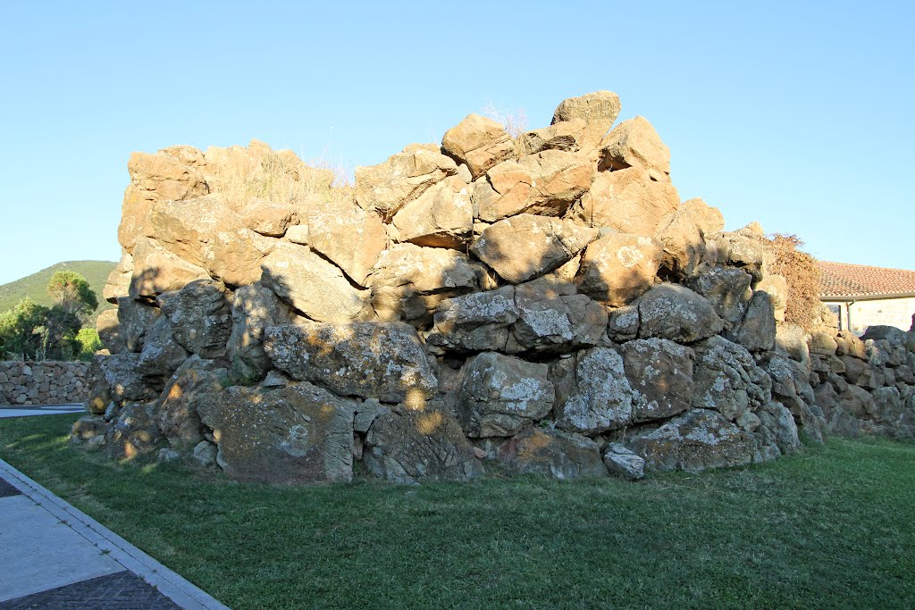 Nuraghe Arresi by Carlo Pelagalli