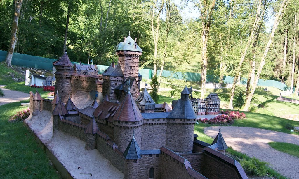 PLOMBIERES- Parc Miniatures:Château du Haut-Koennigsbourg by jacques.maigret