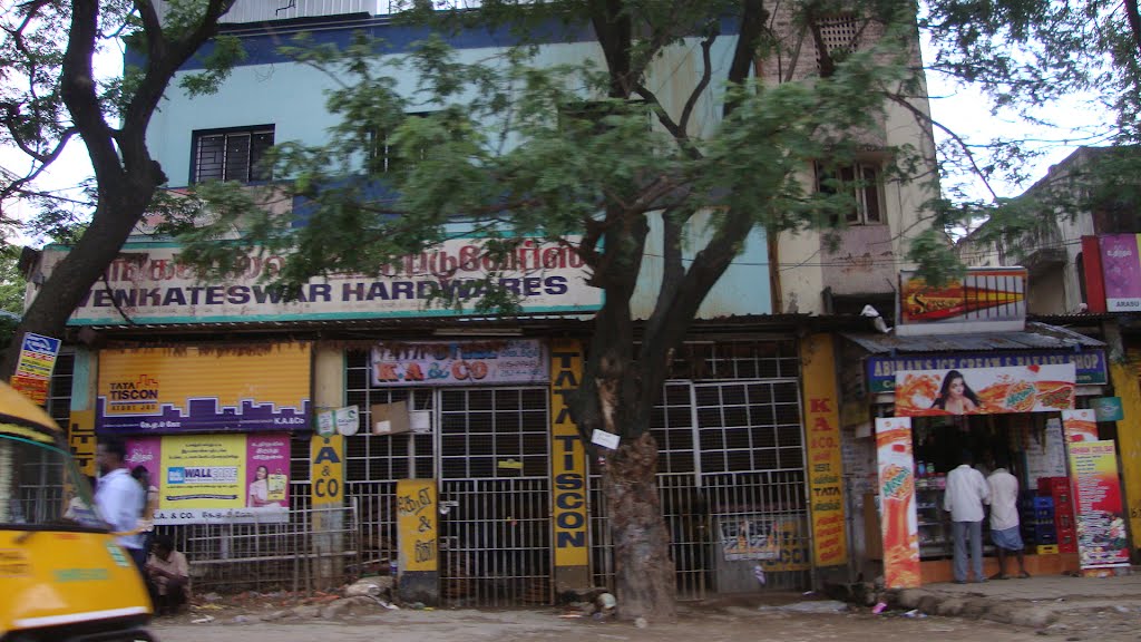 Venkateswar Hardwares.Golden Flat Area - Thiruvalluvar Nagar, Mugappair 0542 by dhanasekarangm