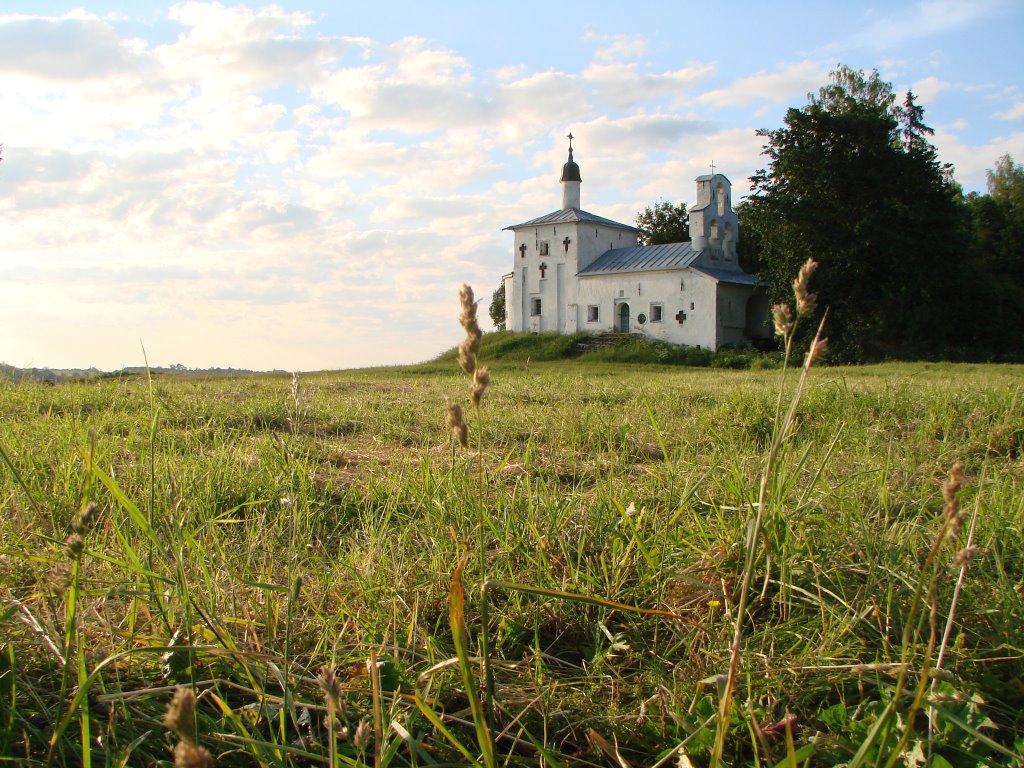 Izborsk, Pskov Oblast, Russia, 181518 by klosk