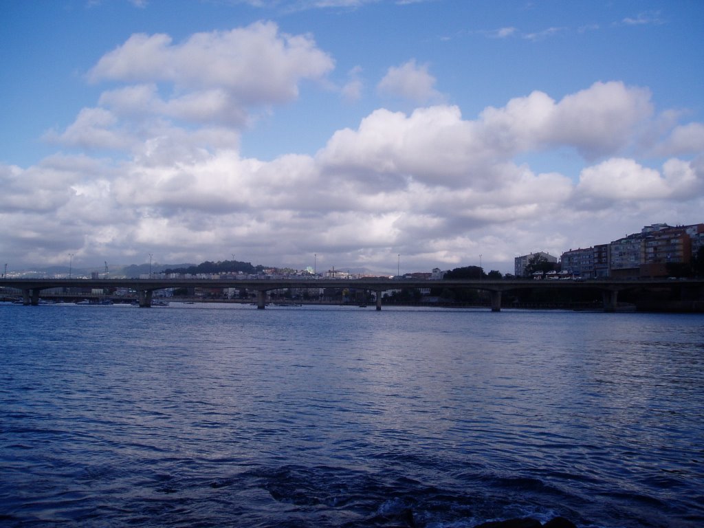 Ponte de Bouzas by Elcorty