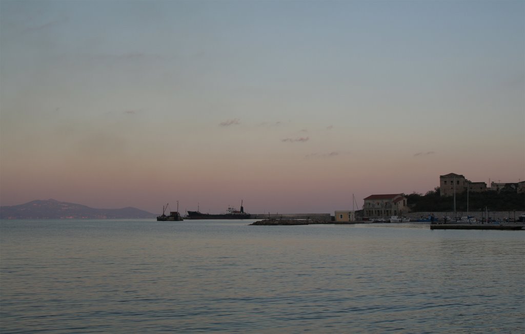 Syros-Lazaretta by Argyris Angelopoulos